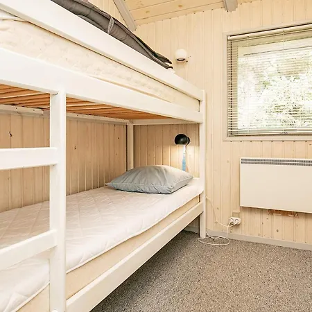 8 Person In Dom wakacyjny