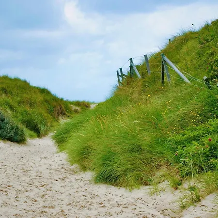 8 Person In בלבאנד